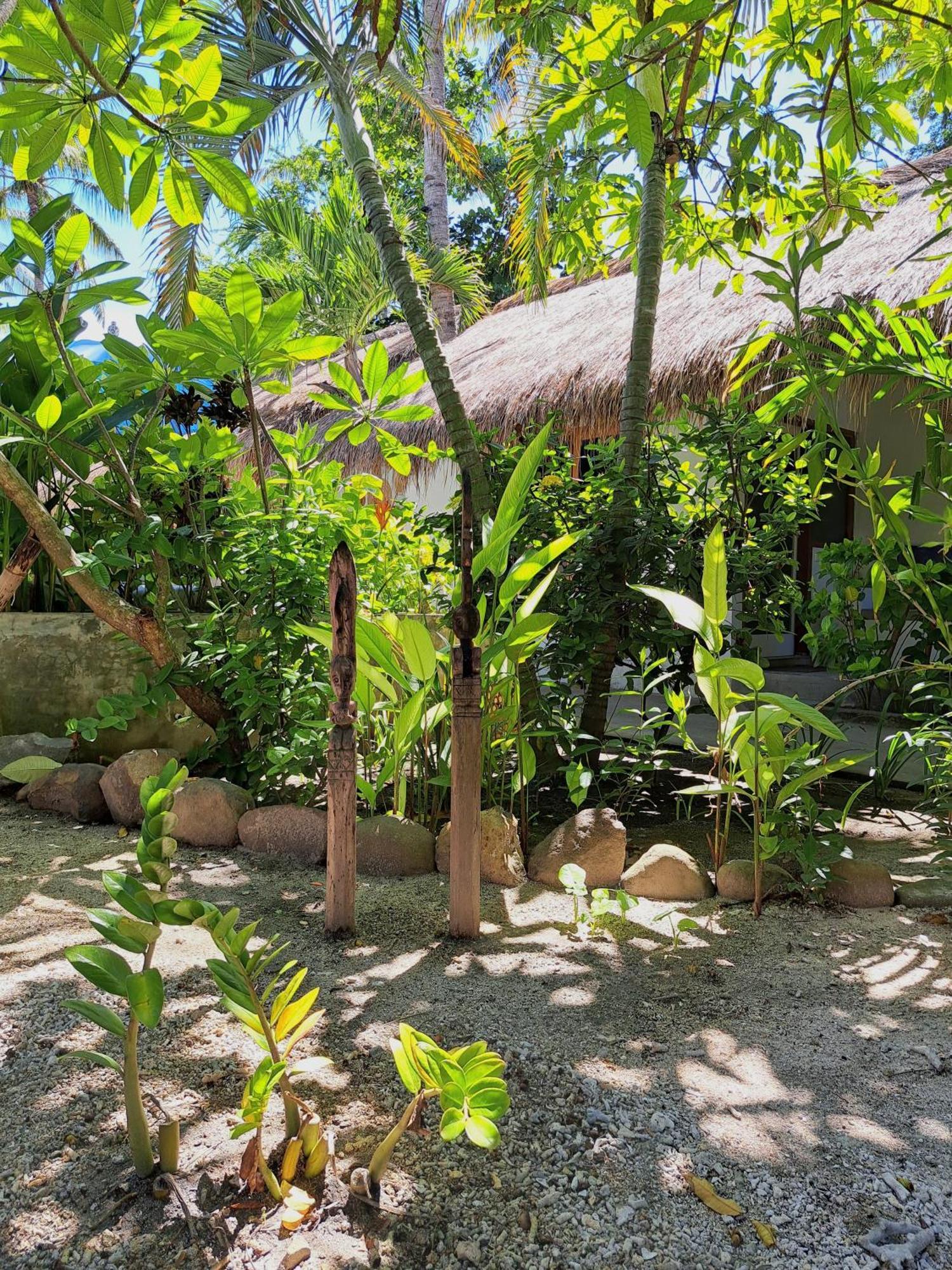 Eden Eco Resort Гили Траванган Экстерьер фото